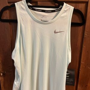 Nike dri-fit sleeveless shirt